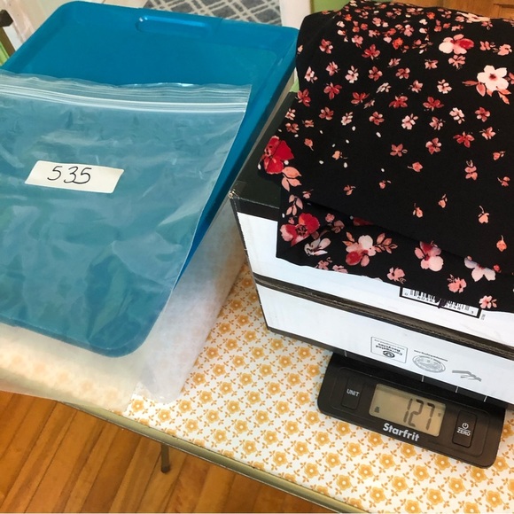 Lane Bryant Black Red Floral Lightweight Short Sleeve Top Womens Plus Size 26 - Picture 8 of 8